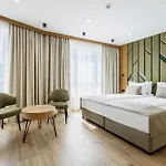 Hotel Natura Seasons Boutique 4*