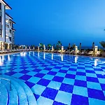 Natura Seasons Boutique Hotel
