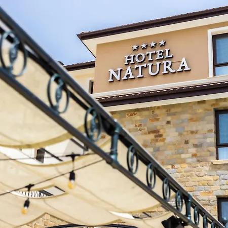 Natura Seasons Boutique מלון